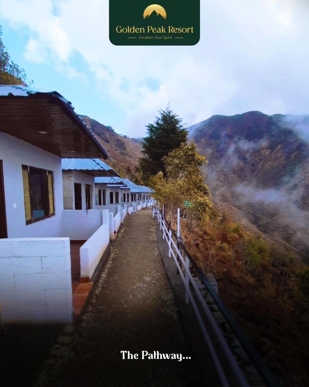 Golden Peak Resort Lakhwār Exteriér fotografie